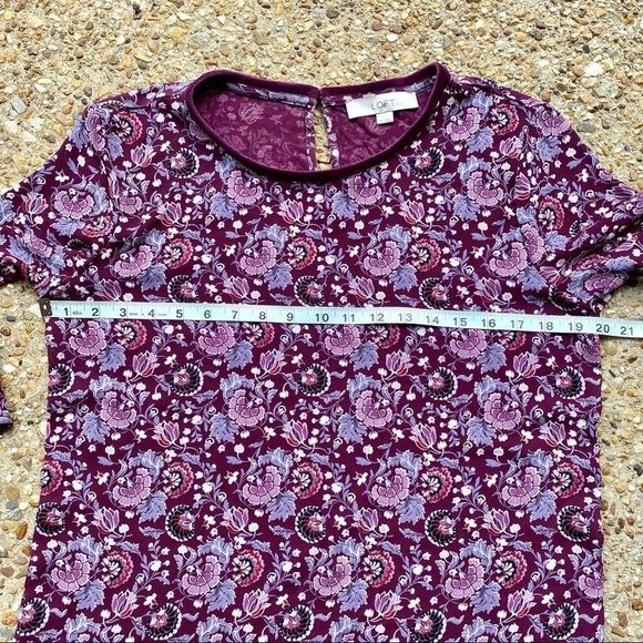 Loft Floral Bell Sleeved Wine-Colored Blouse Size M - Picture 8 of 10